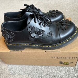 Doc Martens 1461 FLOWER APPLIQUÉ LEATHER OXFORDS